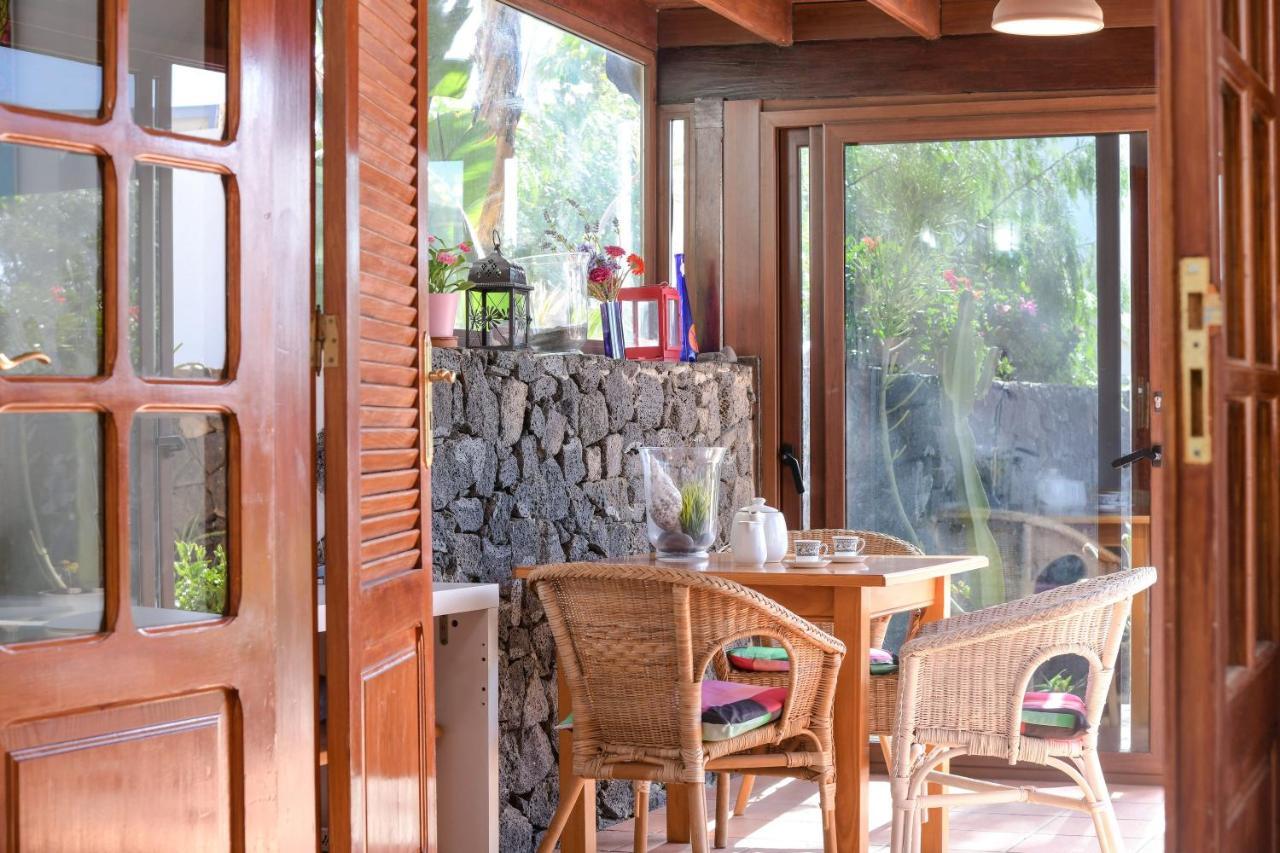 Bungalow Playa Bastian Коста-Тегисе Экстерьер фото