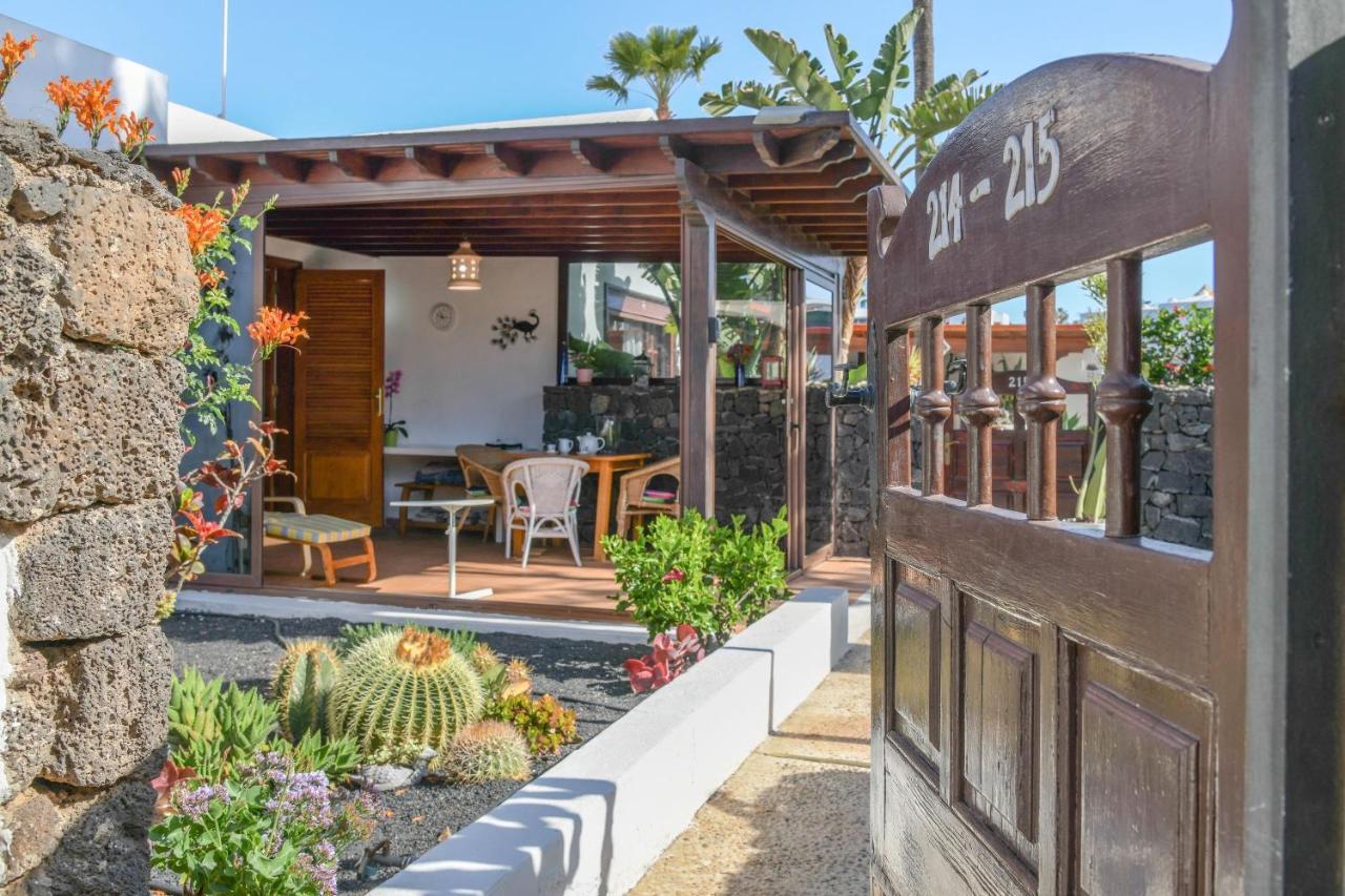 Bungalow Playa Bastian Коста-Тегисе Экстерьер фото